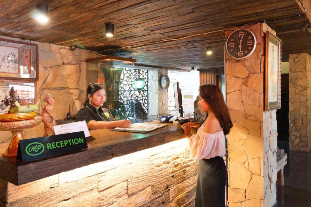 Hadi Poetra Hotel Kuta Lombok Kültér fotó