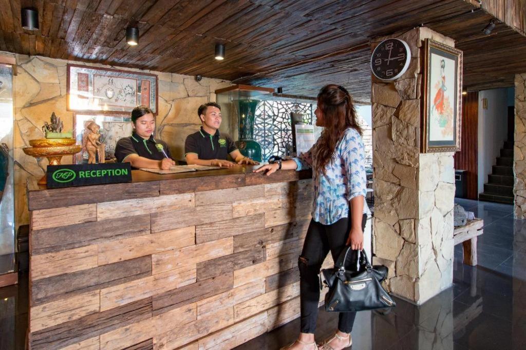 Hadi Poetra Hotel Kuta Lombok Kültér fotó
