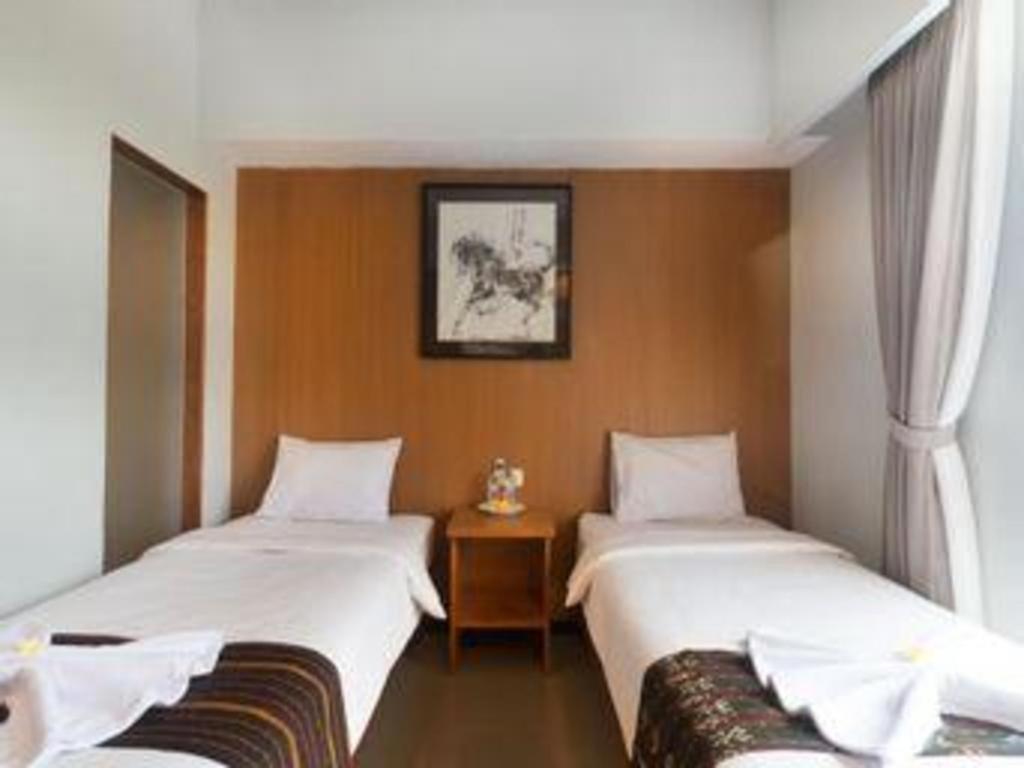 Hadi Poetra Hotel Kuta Lombok Kültér fotó