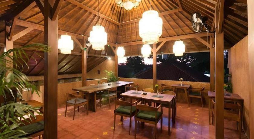 Hadi Poetra Hotel Kuta Lombok Kültér fotó